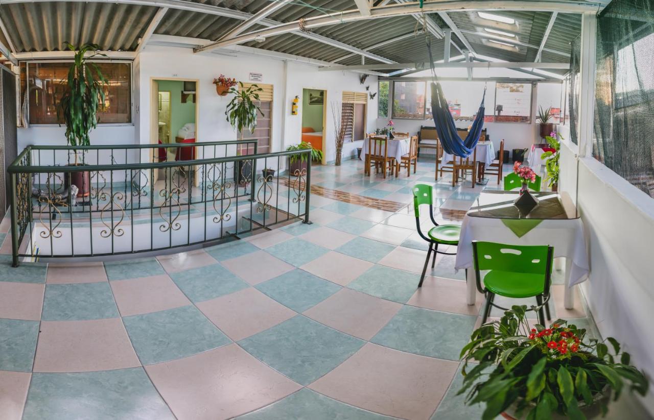 Hotel Mirador Plaza Pereira Extérieur photo