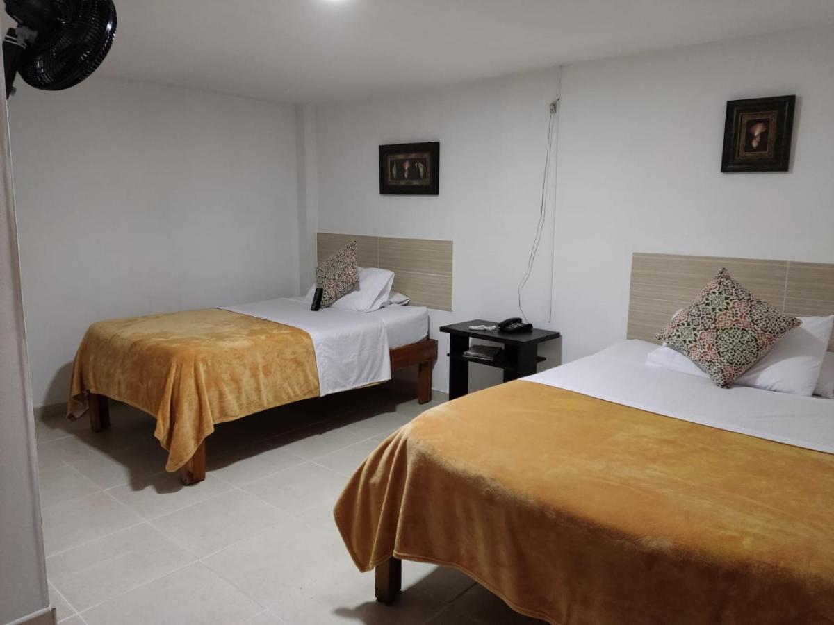 Hotel Mirador Plaza Pereira Extérieur photo